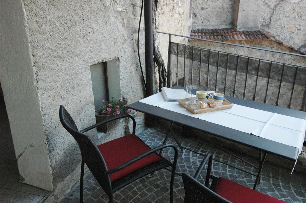 Casa Calvola Holiday Home Tenno Oda fotoğraf